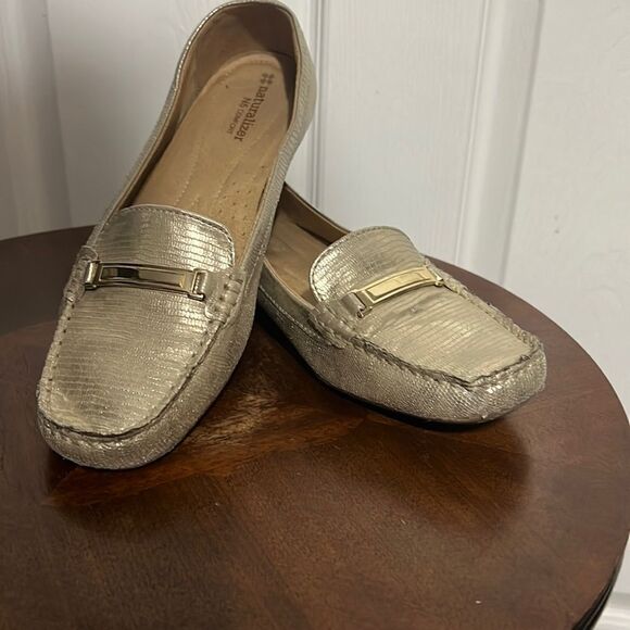 🔥Naturalizer Gadget N5 Comfort Golden Slip-on Loafers - Sz 9N - great condition - Picture 1 of 9